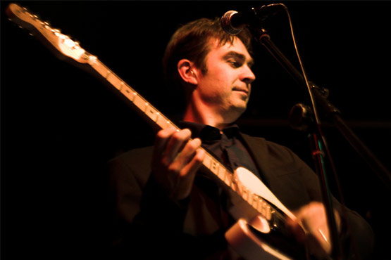 Darren Loveday - Guitarist